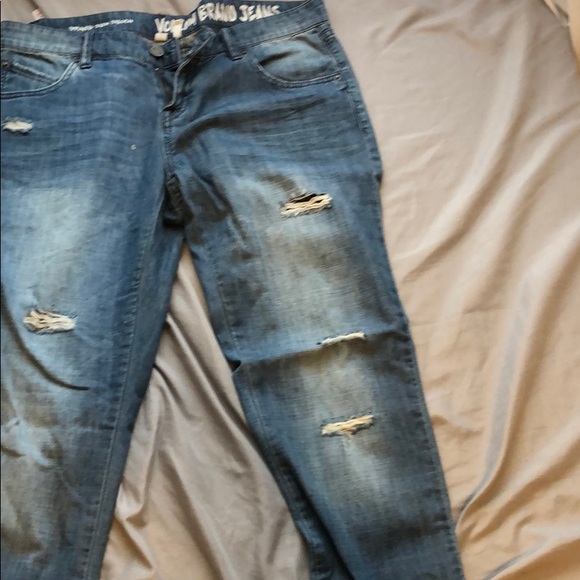 Light washed blue jeans - Picture 1 of 5
